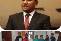 DPD RI Angelius Wake Kako Serahakan Paket PMT Kepada Nakes Di Lembata, (foto_Isti)