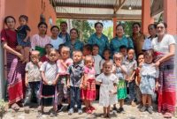 Kunjungan Bunda Paud drg. Maria Martina Nahak M. Biomed di Kecamatan Malaka Barat, Desa Umalor. (Foto_red)