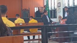 Sidang Perdana Kasus Pembunuhan Di BTN Kefamenanu,  Didampingi Kuasa Hukum, Melkianus Conterius Seran S.H.,MH. (Foto_Redaksi)
