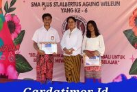 Ketua Tim Penggerak PKK Kabupaten Malaka, drg.Maria Martina Nahak M.Biomed,  Hadiri Kegiatan Hari Ulang Tahun SMA Plus St Albertus Agung Weleun Ke-6 (Foto_red)