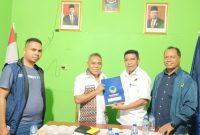 Ketua DPW NTT Partai Nasdem Edistasius Endi, S.E Bersama Ketua DPD Partai Nasdem Kabupaten Malaka, Felix Bere Nahak. (FOTO_RED)