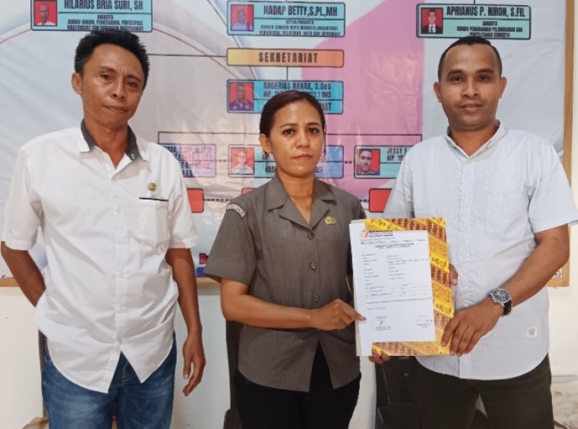 Wilfridus Son Lau S.H.,MH Kuasa Hukum SN- FBN Laporkan Istri Calon Bupati Ke Bawaslu Malaka (Foto_red)