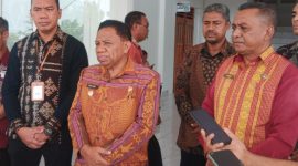 Bupati Malaka Dr. Simon Nahak S.H.,MH bersama Kepala Cabang Bank NTT Betun Usai Lakukan Kegiatan Peresmian Mall Pelayanan Publik. 