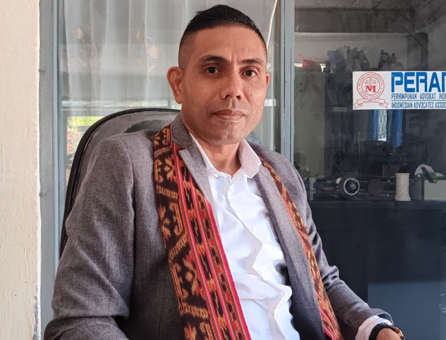 Penasehat Hukum, Melkianus Conterius Seran S.H.,MH.,C.Me 