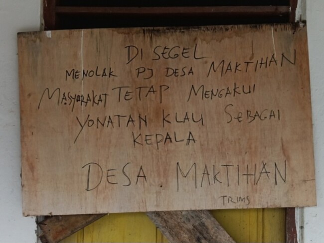 Kantor Desa Maktihan Yang disegel Warga (foto-red)