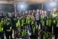 Bripka Joni Abraham Lalang Mendirikan Komunitas Persaudaraan Ojek Kefamenanu, sebuah wadah bagi tukang ojek untuk saling membantu. (Foto-red)