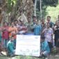Mahasiswa Program Studi Agroteknologi Bersama Dosen Fakultas Pertanian Unimor, Berdayakan Petani TTU Lewat Pupuk Organik Cair. (Foto-red)