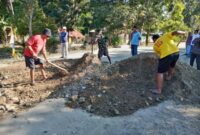 Reses Anggota DPRD TTU, langsung Eksekusi Perbaikan Jalan Rusak. (Foto-Ist)