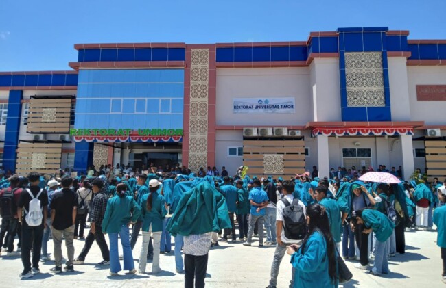 Ormawa Universitas Timor Gelar Aksi Demonstrasi di Kampus (Foto-red)
