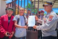 LMND Kefamenanu Serahkan Pernytaan Sikap ke Polres Malaka. (Foto-red)