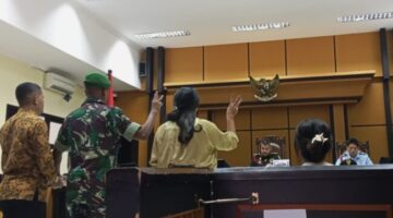 Proses sidang Oknum PM Di Pengadilan Militer Kupang. (Foto-Ist)