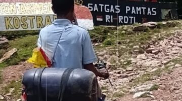 Sepeda muat Jaringan berisi BBM Melintasi Satgas Pamtas (RI-RDTL). Ailala Dugaan Penyelundupan ke Timor Leste. (Foto-Ist)