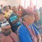Anggota DPRD Malaka Menjawabi Keluhan Masyarakat Dengan Bersedia Memberikan Empat Buah Tangki Semprot Elektronik untuk Masyarakat Desa Rabasa. (Foto-red)