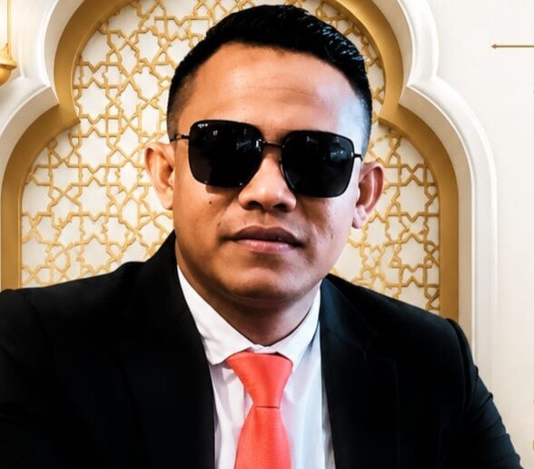 Penasehat Hukum; Yulianus Bria Nahak S.H.,MH 