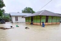 Rumah Warga Desa Alkani Terendam Banjir. (Foto-Ist)