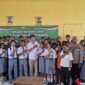 Perwakilan Polres Malaka, bersama siswa SMAS R.A Kartini, Usai paparkan Materi. (Foto-red)