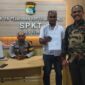 Korban Penipuan Didampingi Kuasa Hukum, Yulianus Bria Nahak S.H.,MH, Usai Adakan Laporan Resmi di Polres Kupang. (Foto-Ist)