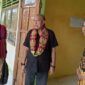 Anggota DPRD Provinsi NTT, Agustinus Nahak Saat Kunjungan di SMA Negeri Bateti. (Foto-red)
