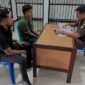 Penyidik Polres Malaka, Laksanakan Tahap II, Dengan Menyerahkan Tersangka dan Barang Bukti Kepada JPU. (Foto-Ist)